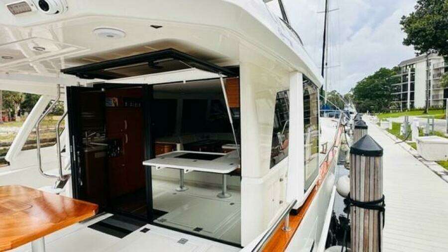 2022 Greenline 48 Diesel Flybridge with Hardtop