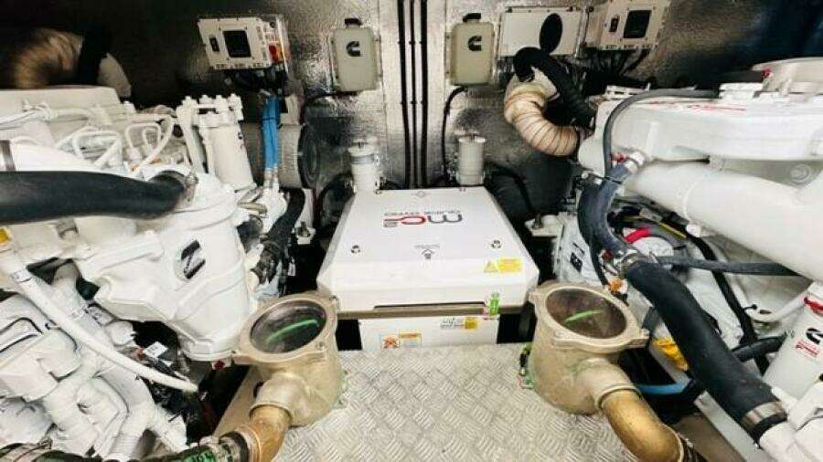 2022 Greenline 48 Diesel Flybridge with Hardtop