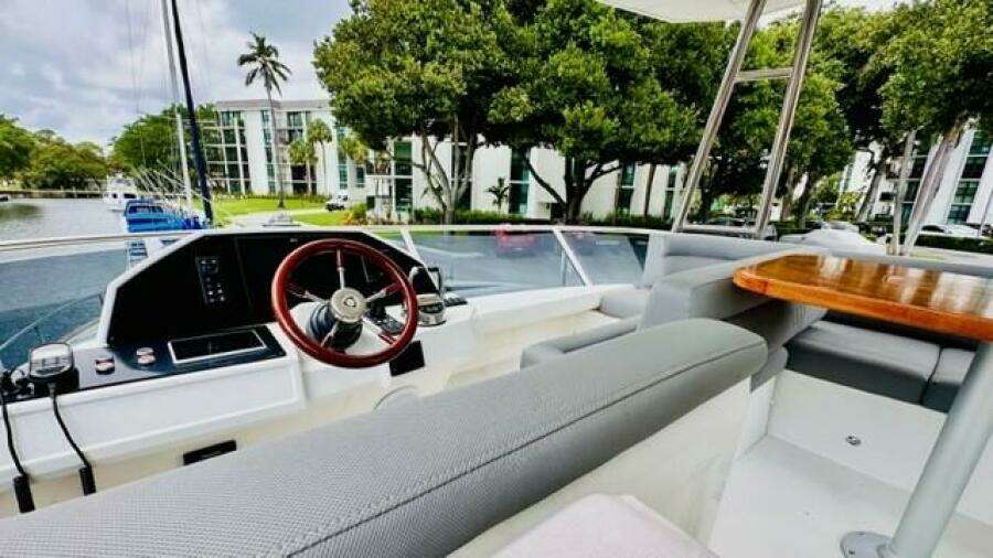 2022 Greenline 48 Diesel Flybridge with Hardtop