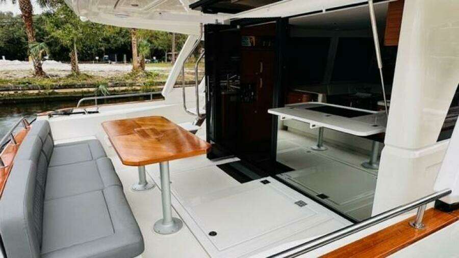2022 Greenline 48 Diesel Flybridge with Hardtop