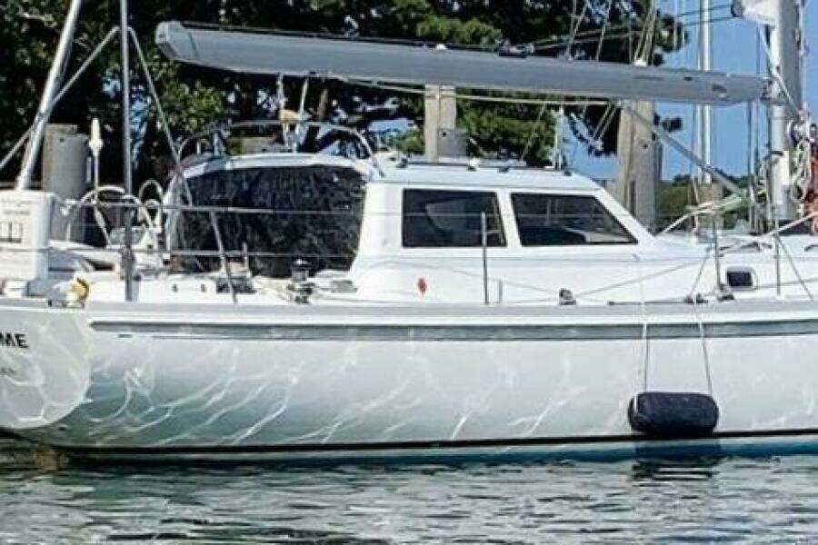 1995 Little Harbor 51