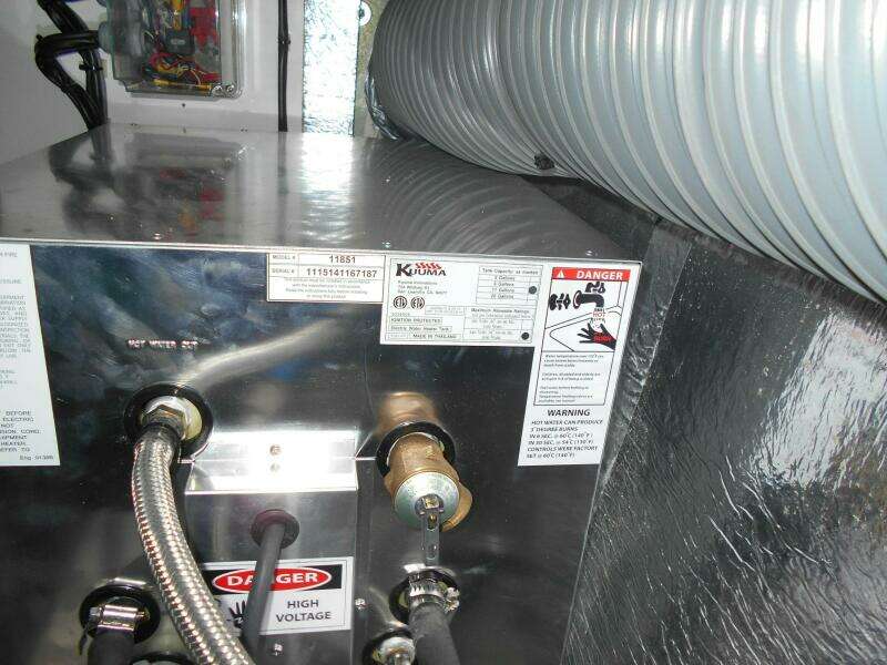 2012 Leopard 47 PC Owners' Version