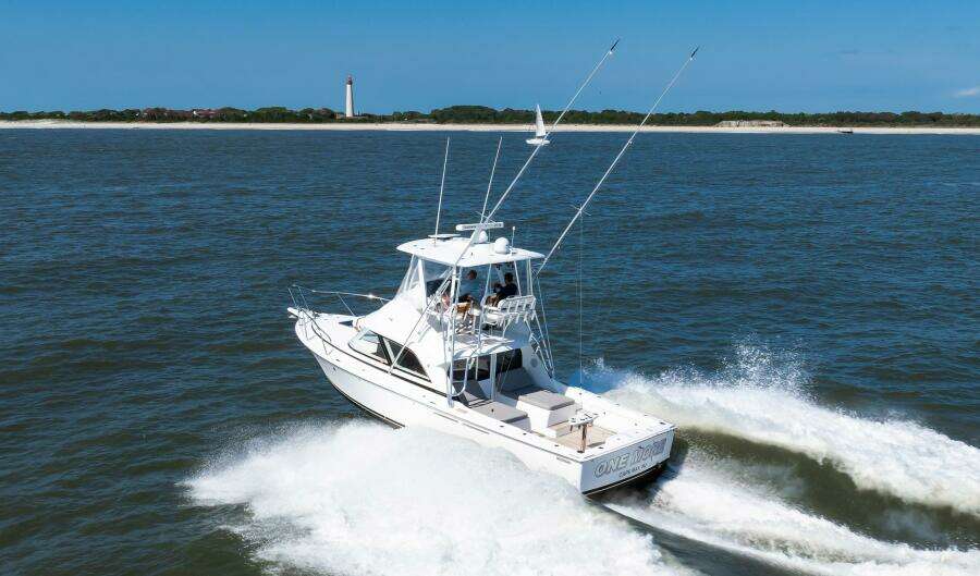 2018 Bertram 35 Flybridge Sportfish