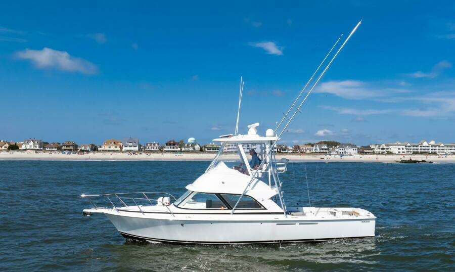 2018 Bertram 35 Flybridge Sportfish