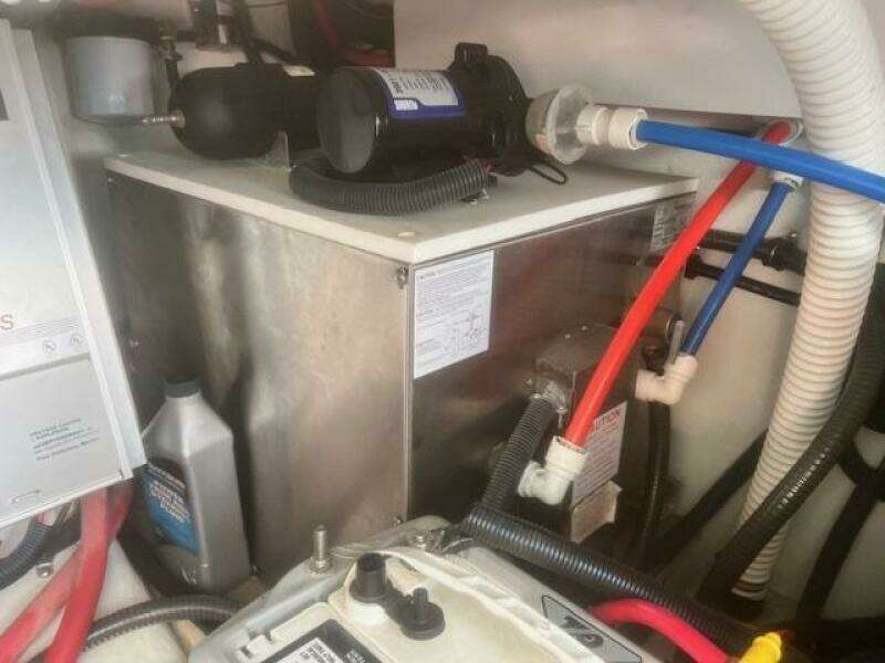 Hot Water Tank