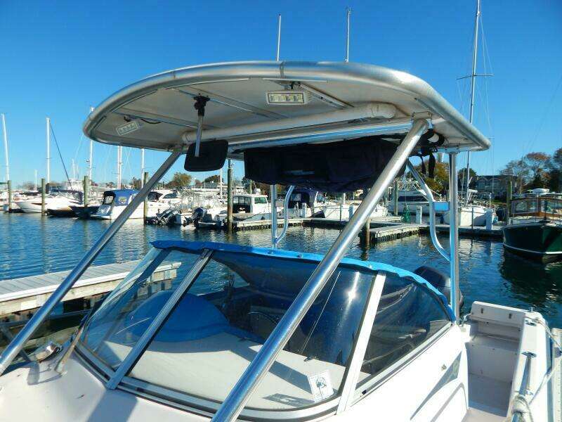 1997 Grady-White 208 Adventure