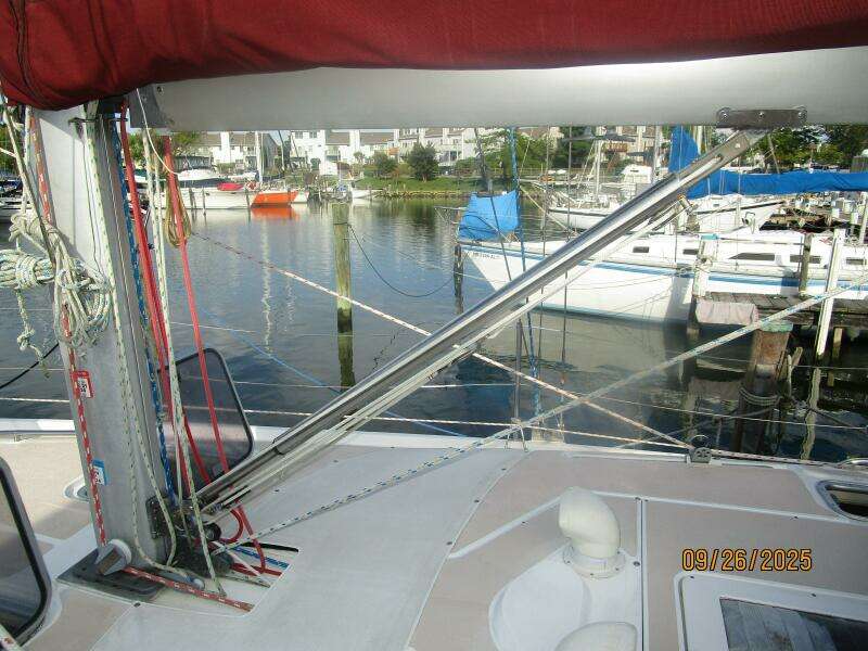 37' Hunter boom vang2