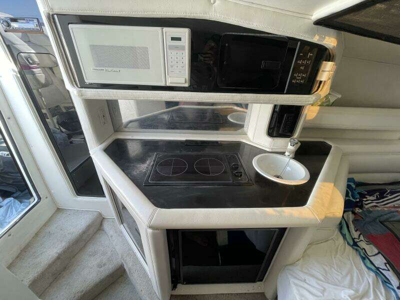 1993 Fountain 38 Sport Cruiser