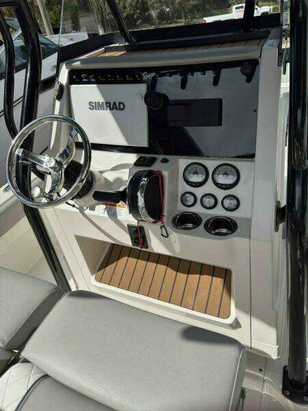 2020 Ranger 2360 Bay Boat