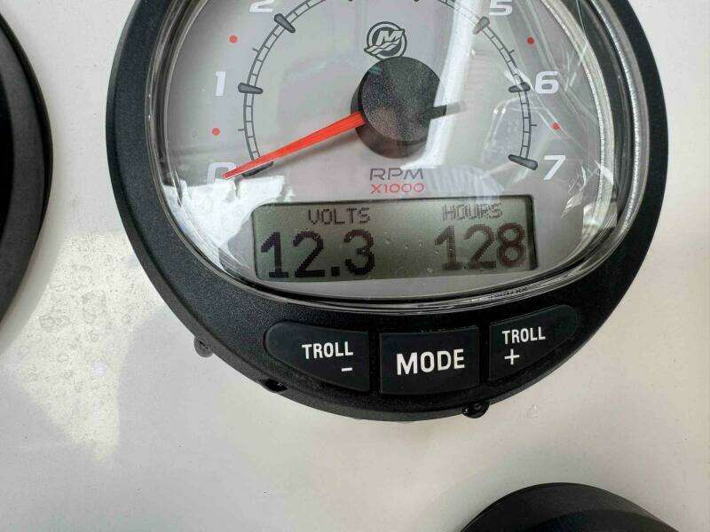 2020 Ranger 2360 Bay Boat