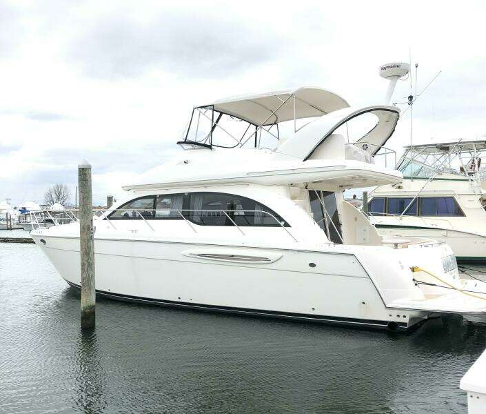 2004 Meridian 411