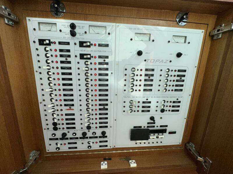 2007 Topaz 40 Express