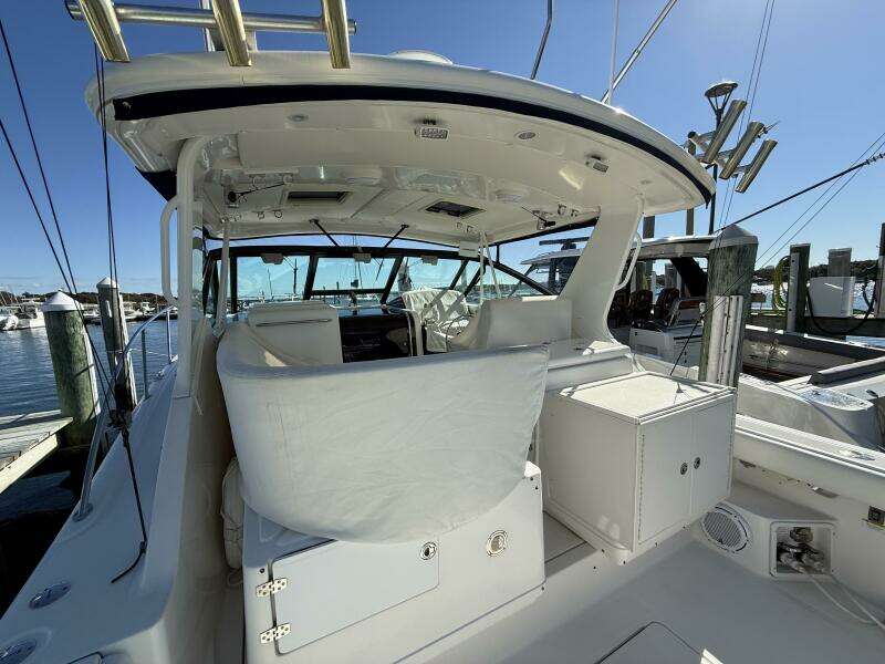 2003 Tiara Yachts 3500