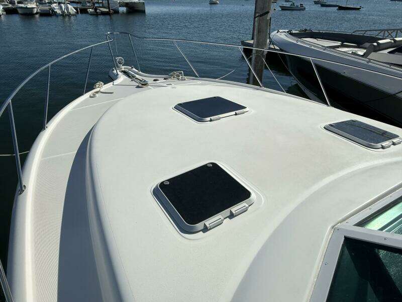 2003 Tiara Yachts 3500