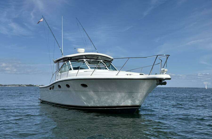 2003 Tiara Yachts 3500
