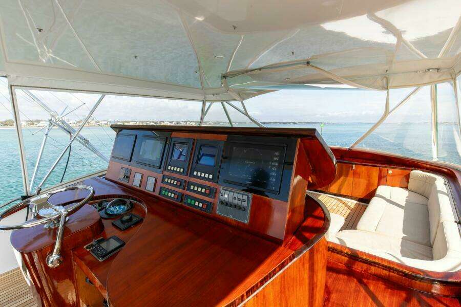 Custom 2004 Ebony Sportfish-Cockpit and Helm Seating 