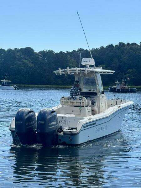 2021 Grady-White 257 Fisherman