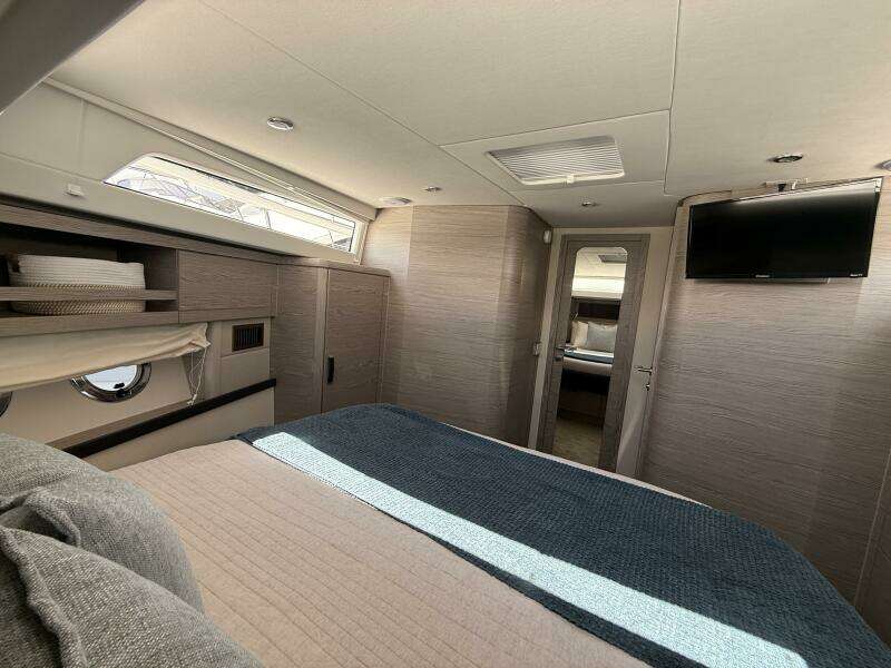 2024 Greenline 48 Fly Hybrid