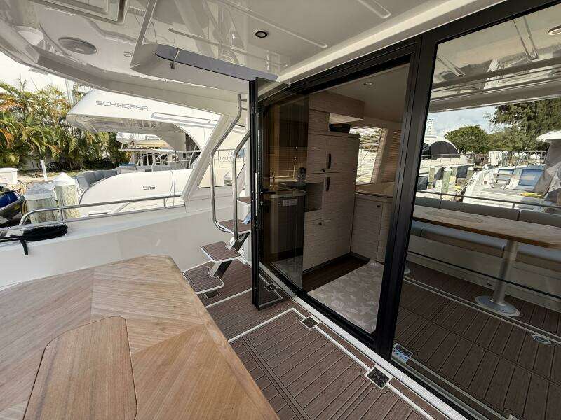 2024 Greenline 48 Fly Hybrid