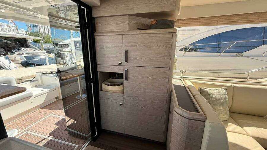 2024 Greenline 48 Fly Hybrid