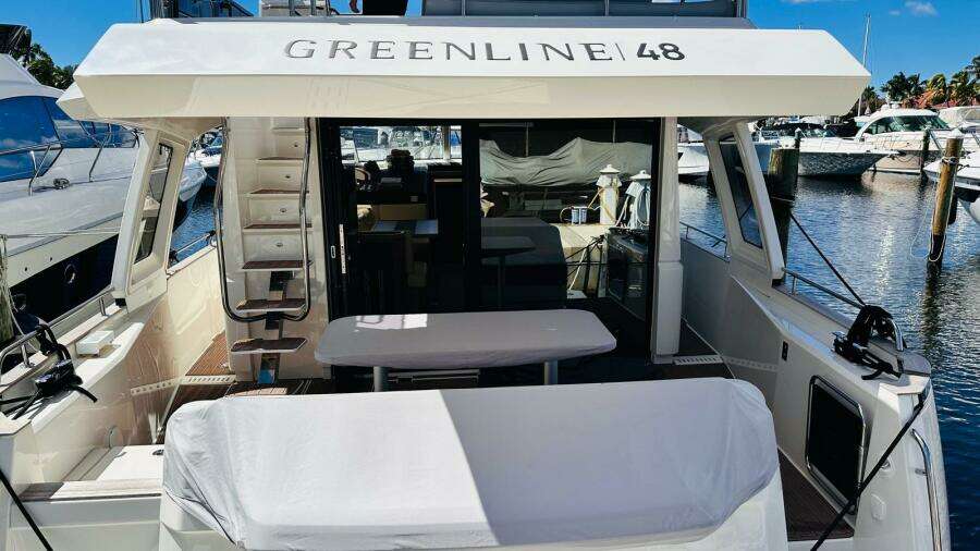 2024 Greenline 48 Fly Hybrid