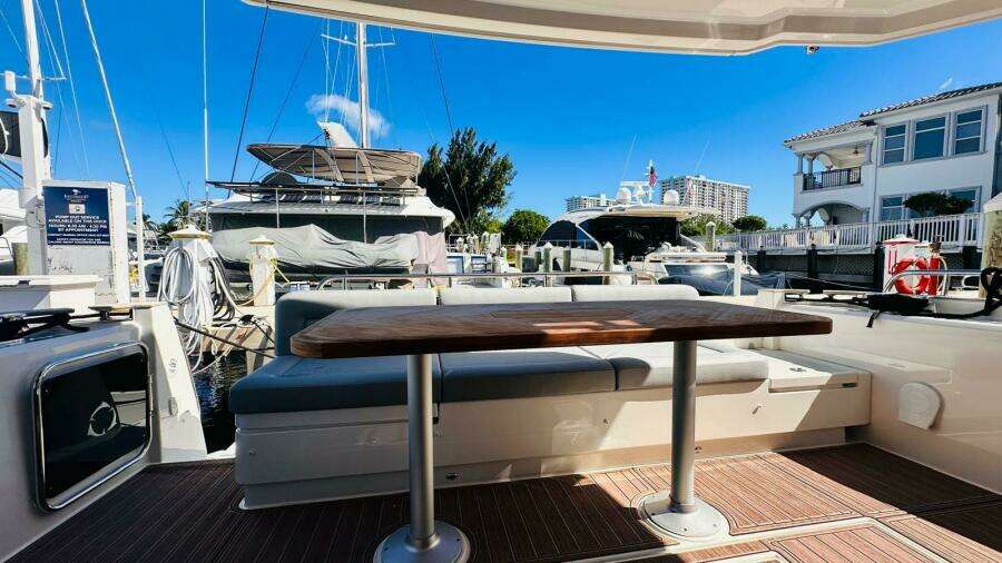 2024 Greenline 48 Fly Hybrid