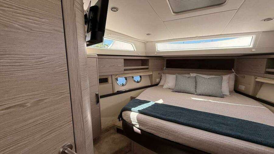 2024 Greenline 48 Fly Hybrid