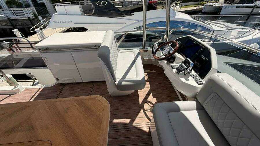 2024 Greenline 48 Fly Hybrid