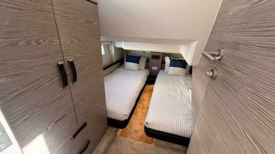 2024 Greenline 48 Fly Hybrid