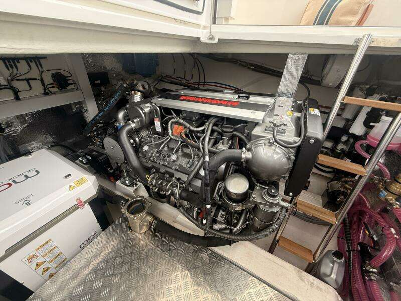 2024 Greenline 48 Fly Hybrid