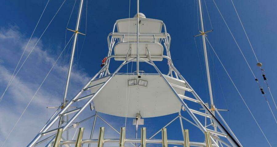 2004 Pursuit 3800 Express