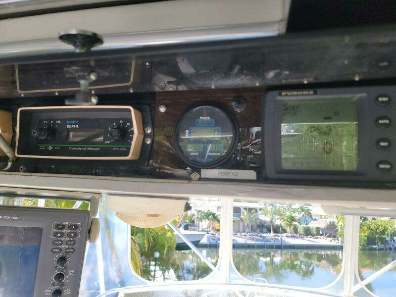 1989 Bertram 50 Convertible