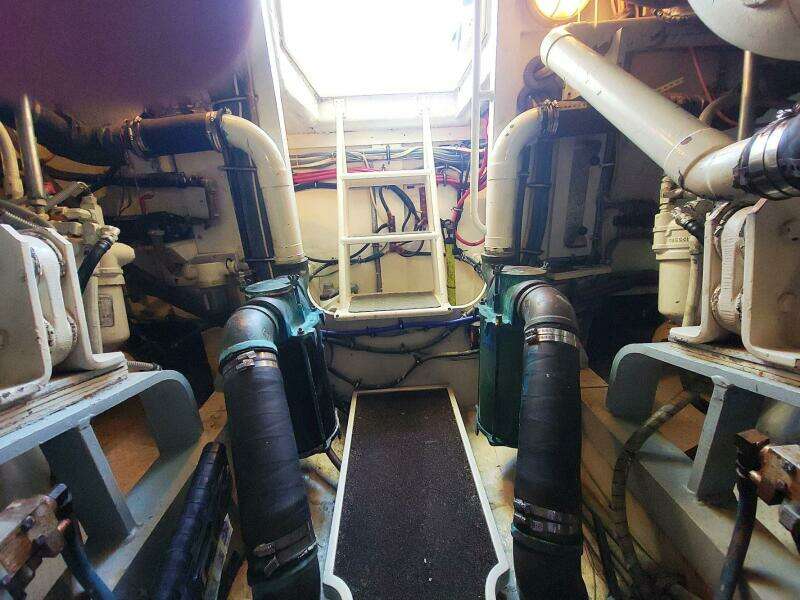 1989 Bertram 50 Convertible