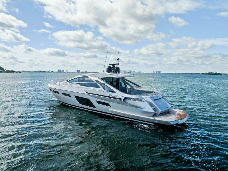 2024 Pershing 7X