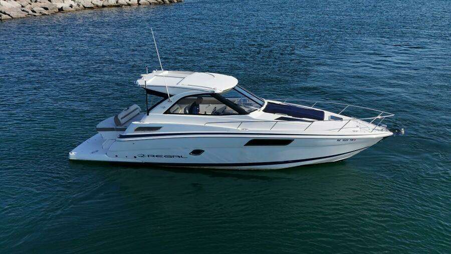 2016 Regal 35 Sport Coupe