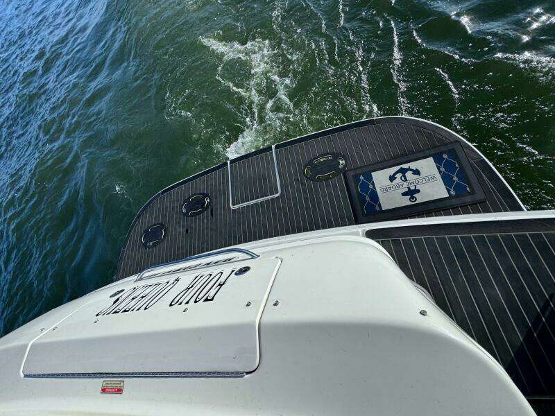 2001 Sea Ray 380 Sundancer