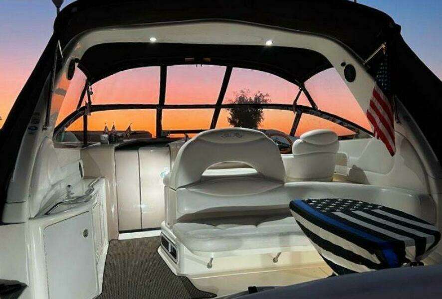 2001 Sea Ray 380 Sundancer