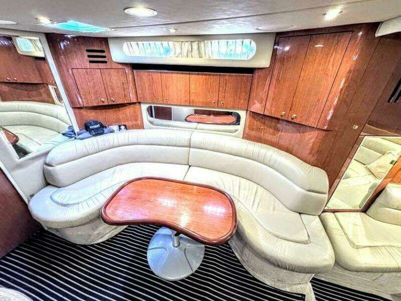 2001 Sea Ray 380 Sundancer