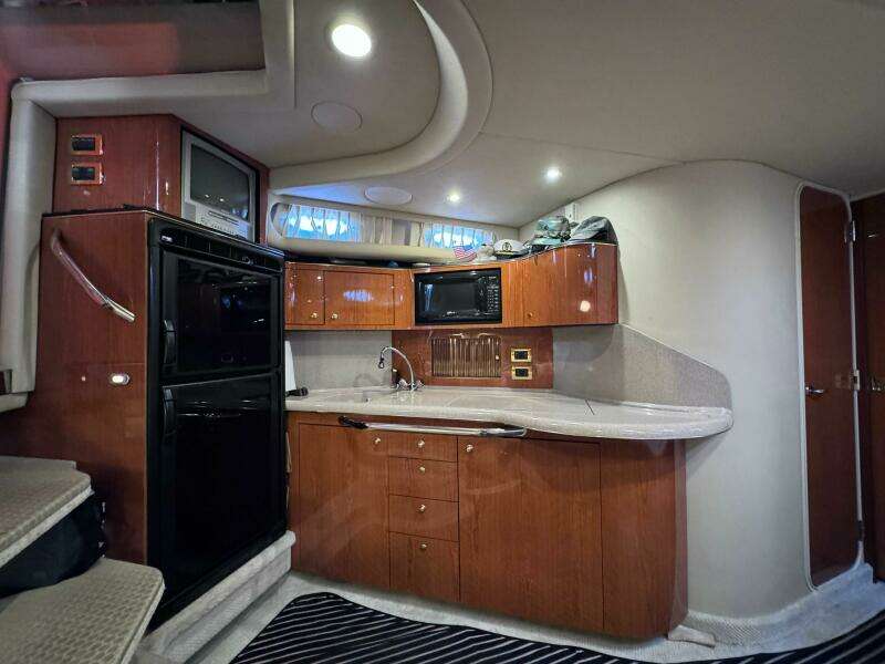 2001 Sea Ray 380 Sundancer