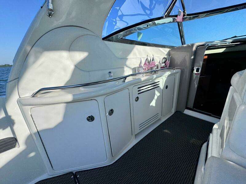2001 Sea Ray 380 Sundancer