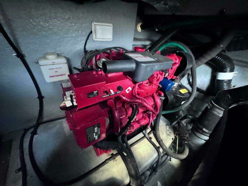 2001 Sea Ray 380 Sundancer