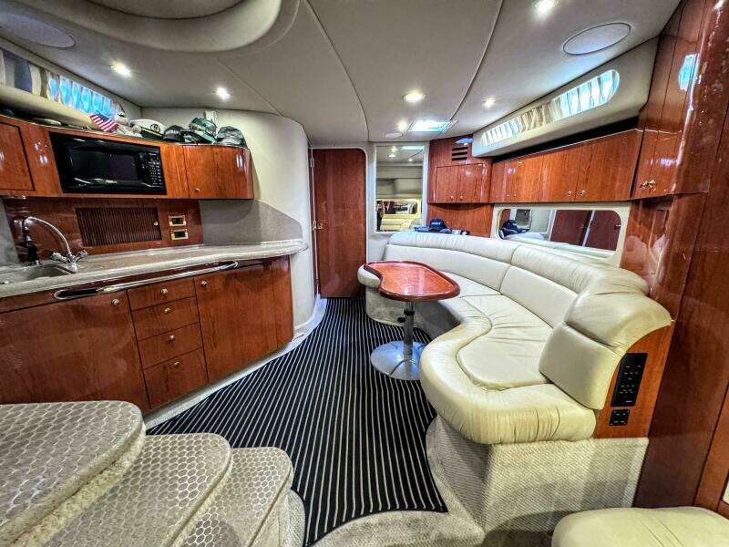 2001 Sea Ray 380 Sundancer