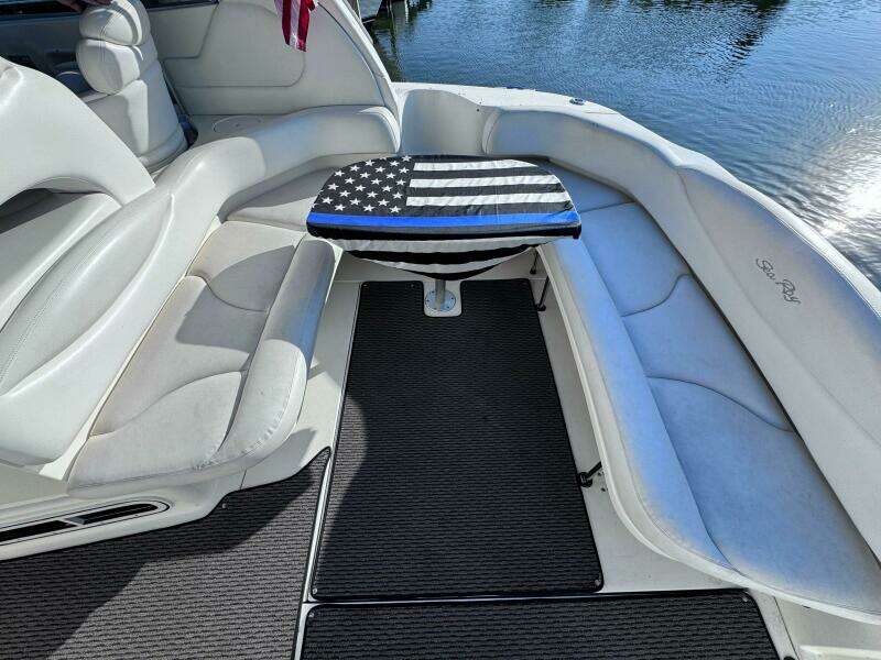 2001 Sea Ray 380 Sundancer