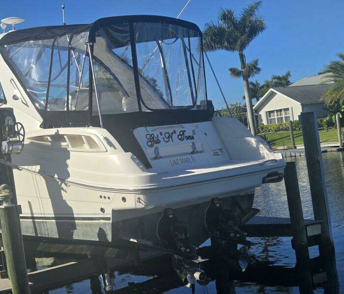 2010 Sea Ray 330 Sundancer