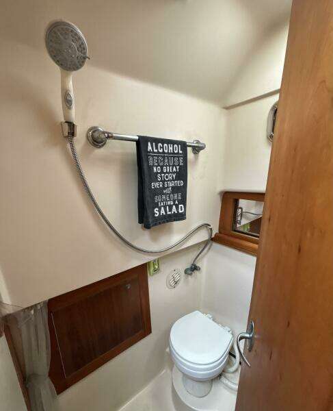 2005 Mainship Pilot 34 Rum Runner II