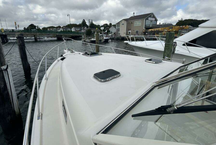 2005 Mainship Pilot 34 Rum Runner II