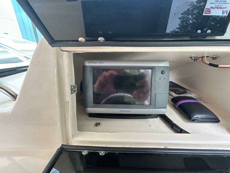 2004 Grady-White Gulfstream 232