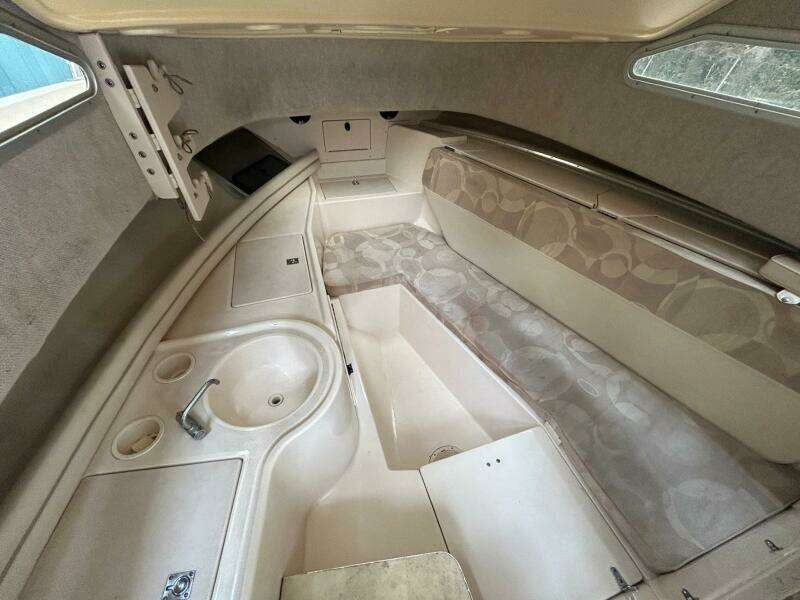 2004 Grady-White Gulfstream 232