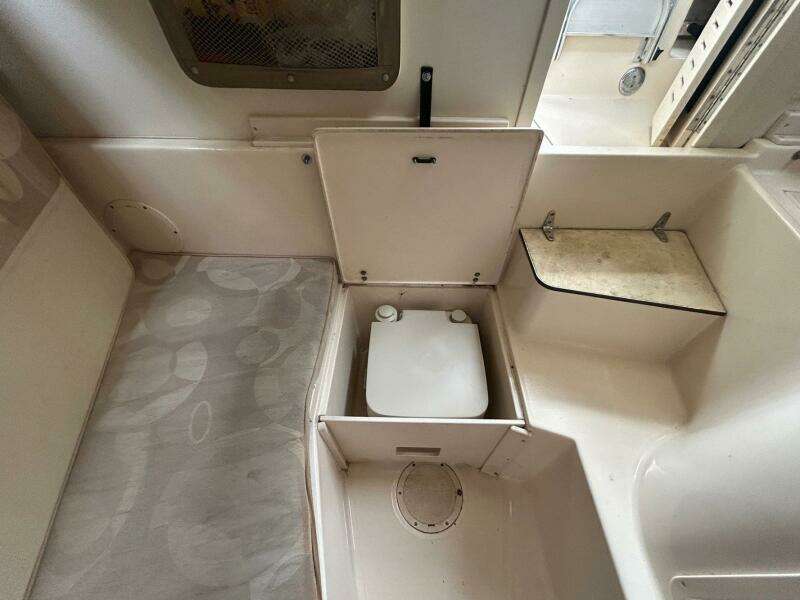 2004 Grady-White Gulfstream 232