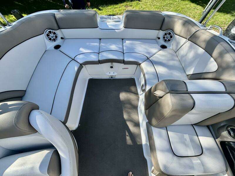 2012 Yamaha Boats AR240 HO